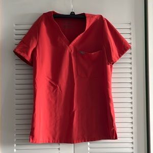 Small FIGS Catarina one pocket scrub top, gently worn.